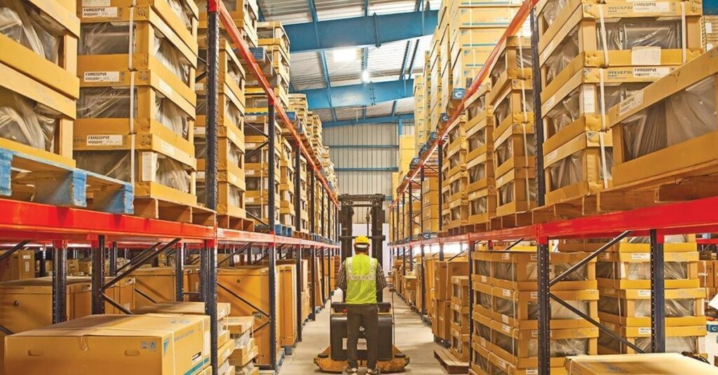 Types of Warehousing